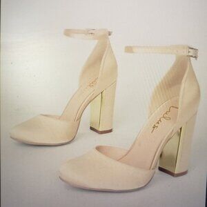 Pumps elegant prom, wedding, special occasion, party shoes, size 7, never worn